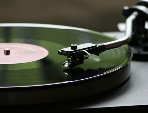 Audio – USA, discografia, RIAA: per la seconda volta vendite vinile superano “per la prima volta” quelle dei CD!