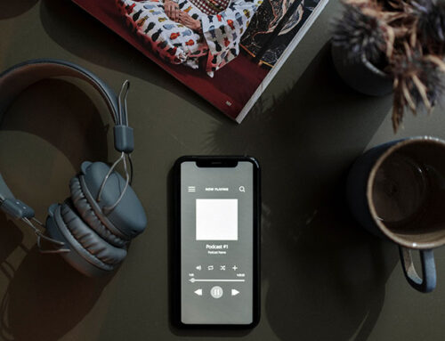 Audio – Infinite Dial 2023: ascolto podcast torna a crescere in USA